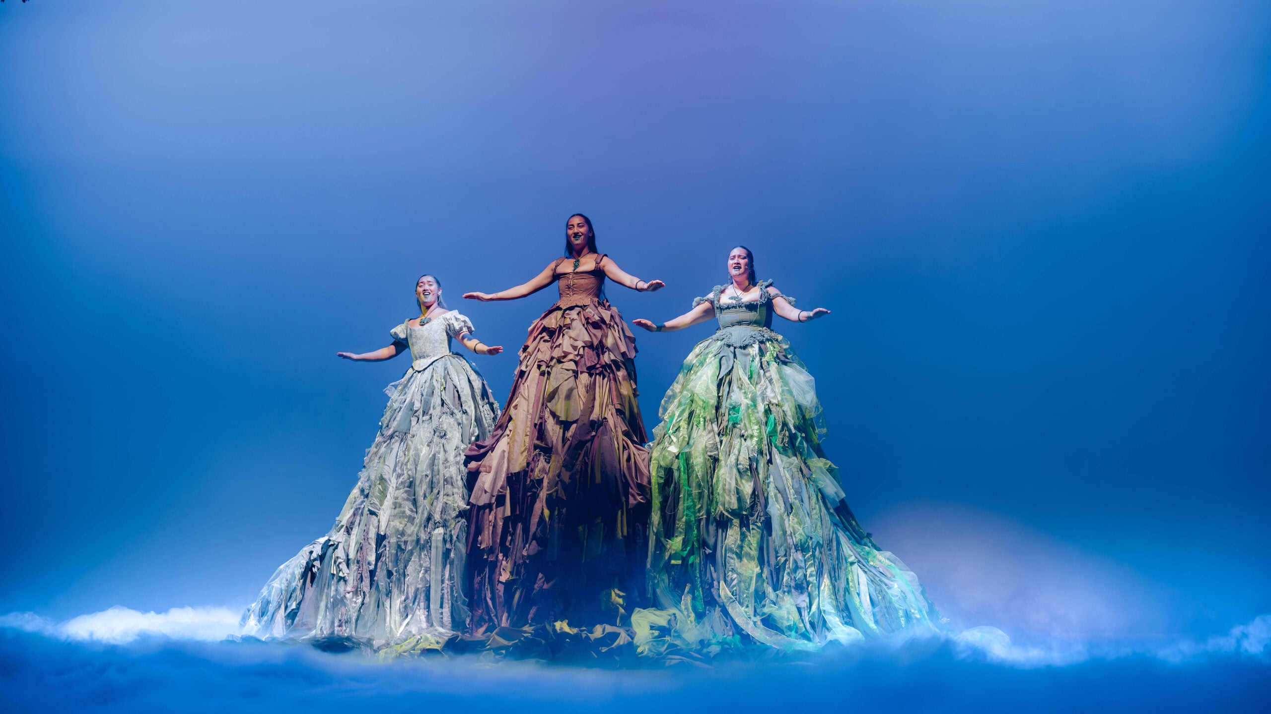 Sell-out sensation Tērā te Auahi back for record-breaking summer run